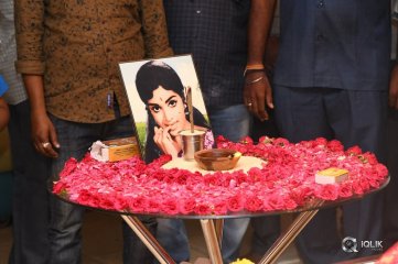Celebrities Pay Homage to Vijaya Nirmala Garu